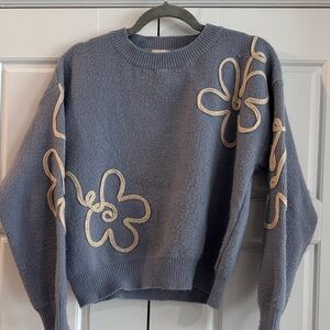 Debut Blue and Cream Floral Women's Sweater